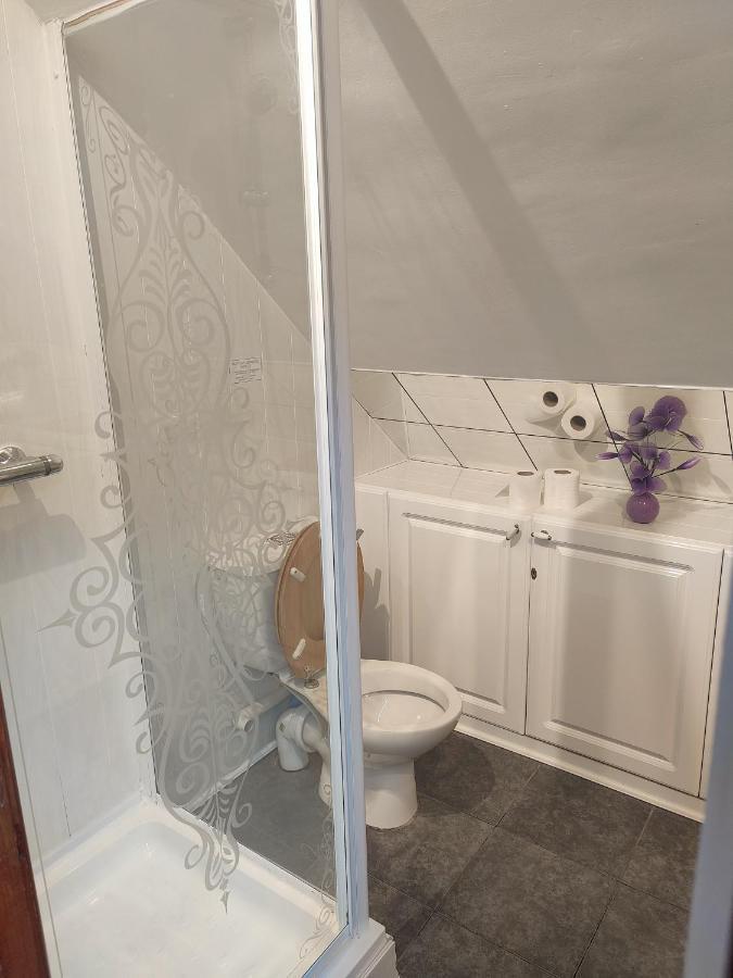 Pentre Riding Stables Hotel Abercraf ภายนอก รูปภาพ